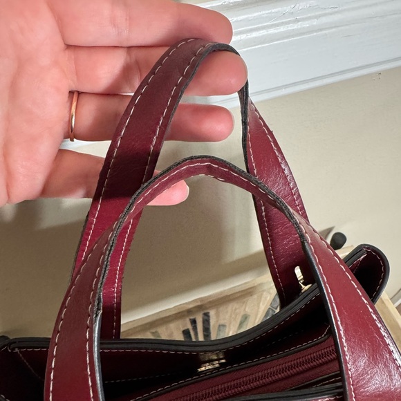 Laorentou Classic Women's Wine Leather Tote - Picture 9 of 16